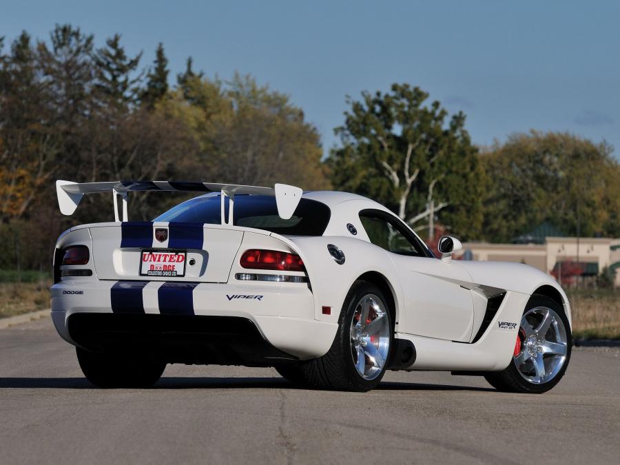  Dodge Viper SRT10 Special Edition VOI.9 Coupe 2006 года  (фото 5 из 5)